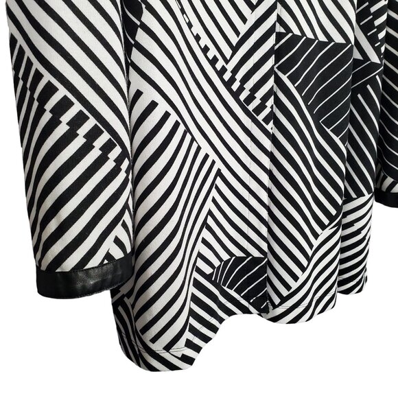 Chicos Easywear 3 Sz XL Cardigan Light Knit Single Button V-neck Art Deco Stripe - Picture 9 of 12